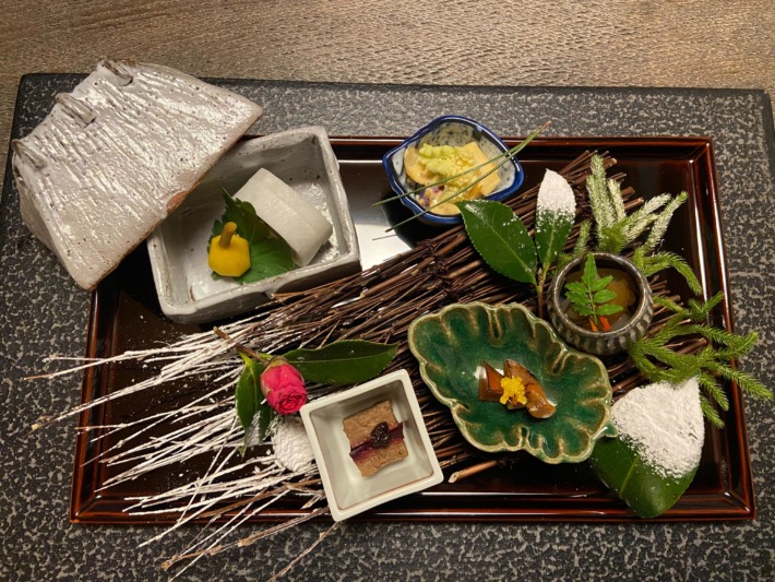星のや京都 冬らしさが演出された夕食